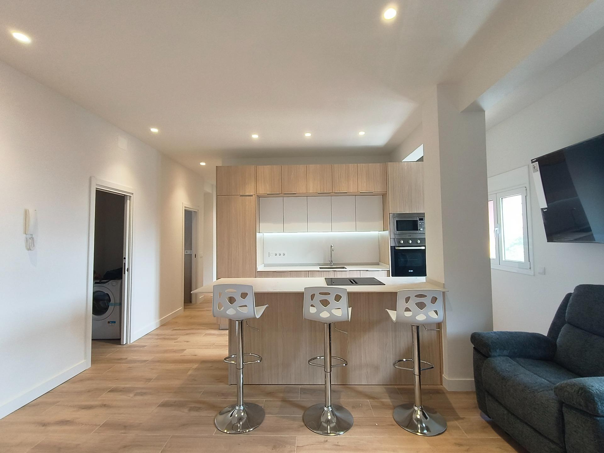 ✨ Luminoso hogar con balcón en excelente ubicación ✨ - 2