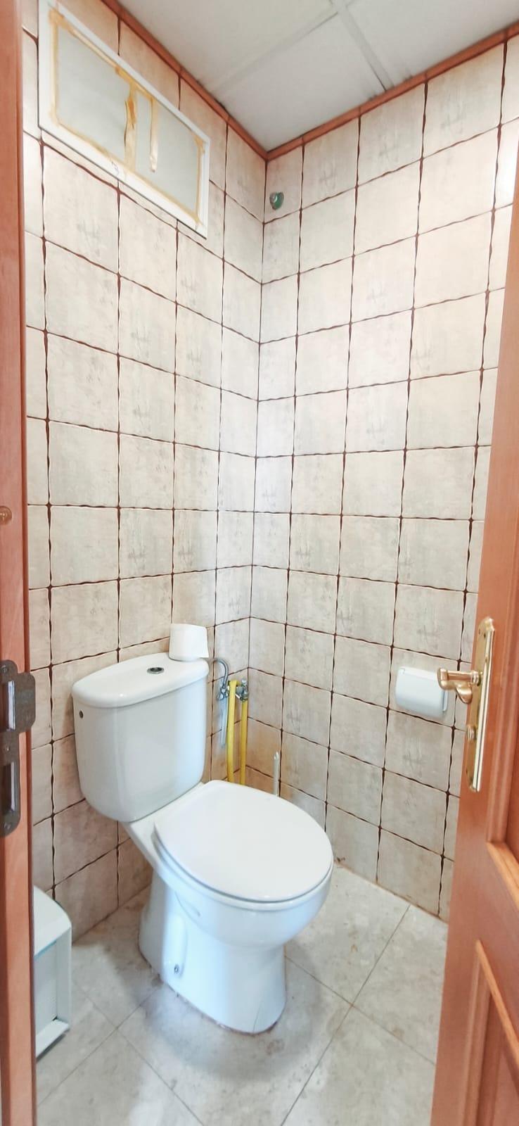 OFICINA A PIE DE CALLE - 6