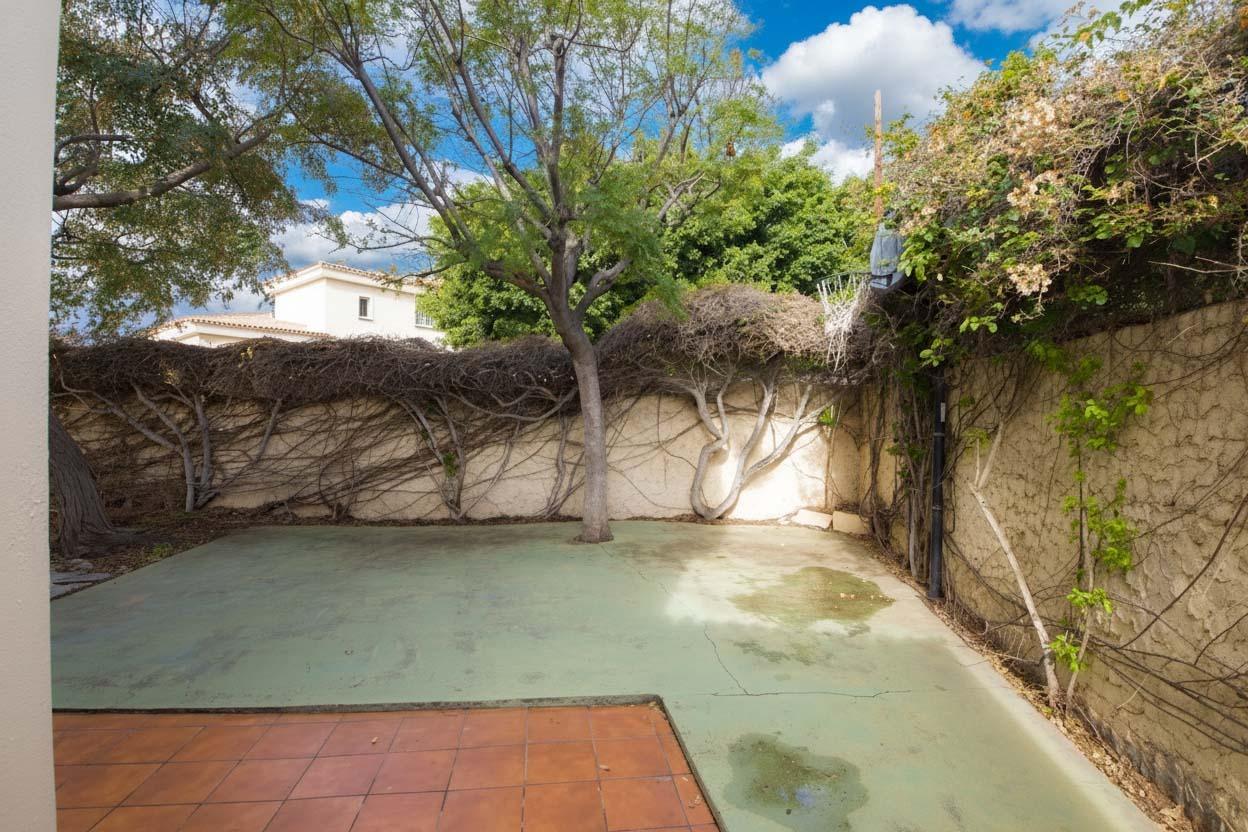 Exclusiva casa unifamiliar en entorno sereno y privilegiado - 16