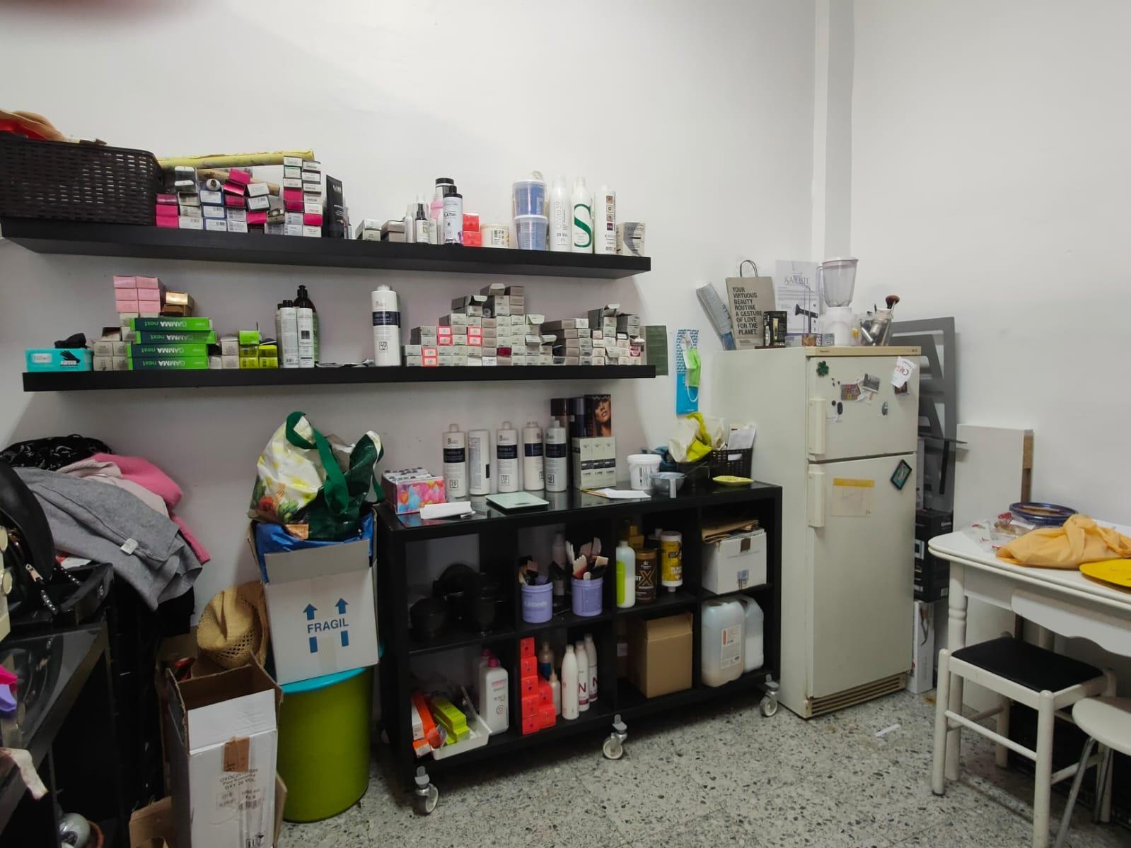 💇‍♀️✨ ¡Oportunidad única de traspaso! Peluquería en funcionamiento ✨💇‍♂️ - 25