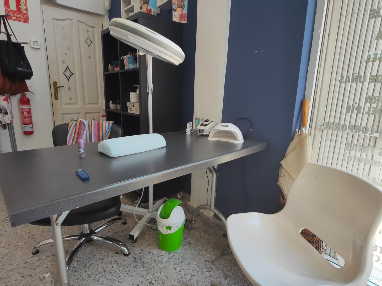 💇‍♀️✨ ¡Oportunidad única de traspaso! Peluquería en funcionamiento ✨💇‍♂️ - 9