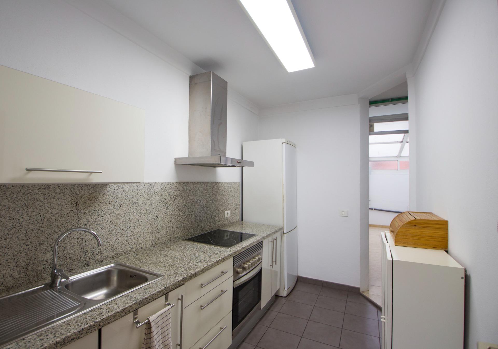 PRECIOSA VIVIENDA EN ZONA CÉNTRICA - 10