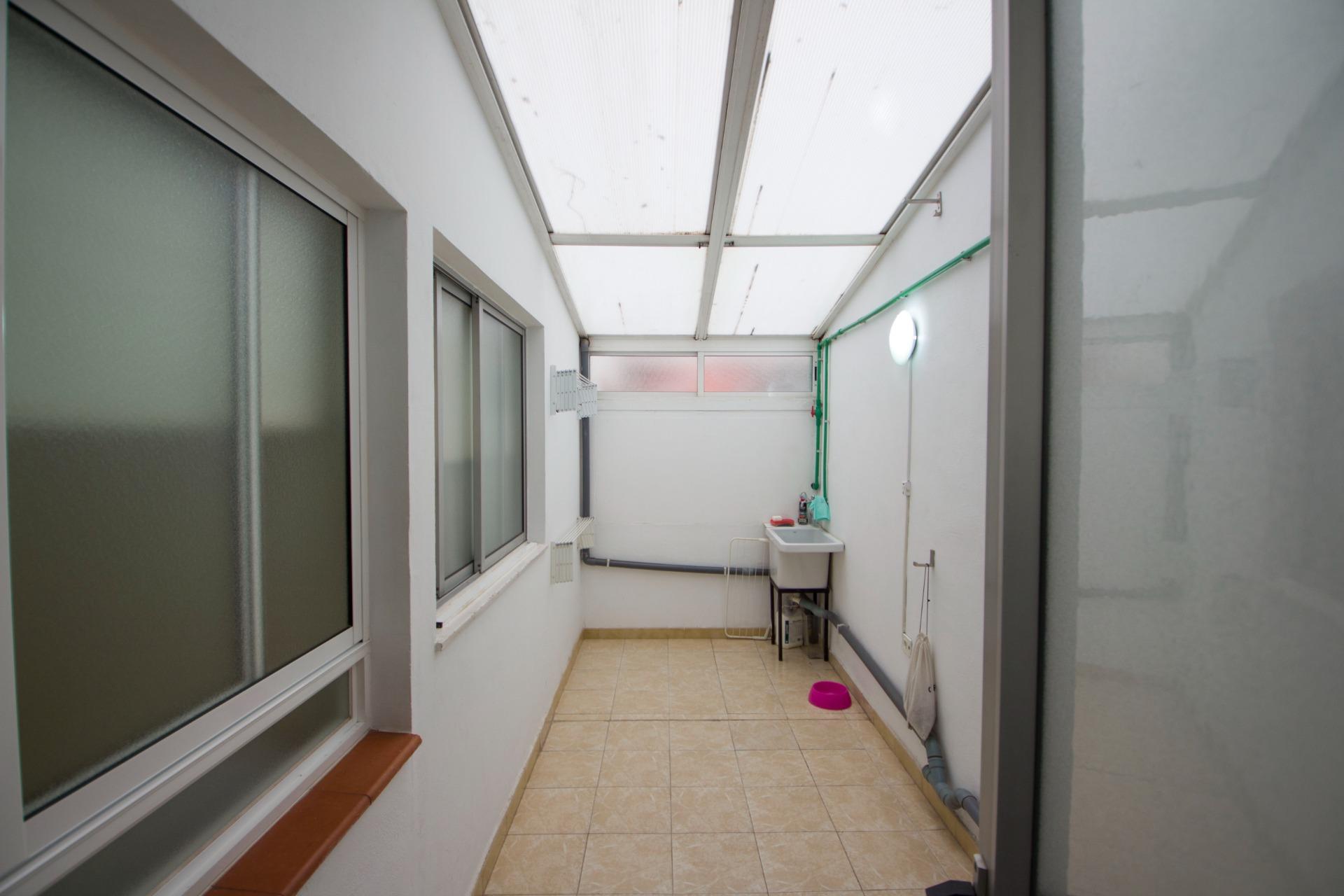 PRECIOSA VIVIENDA EN ZONA CÉNTRICA - 12