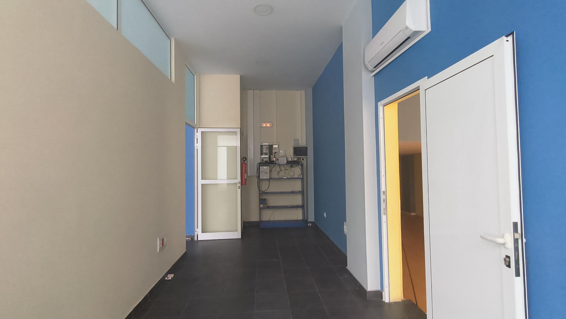 Local comercial en Méndez Núñez - 4