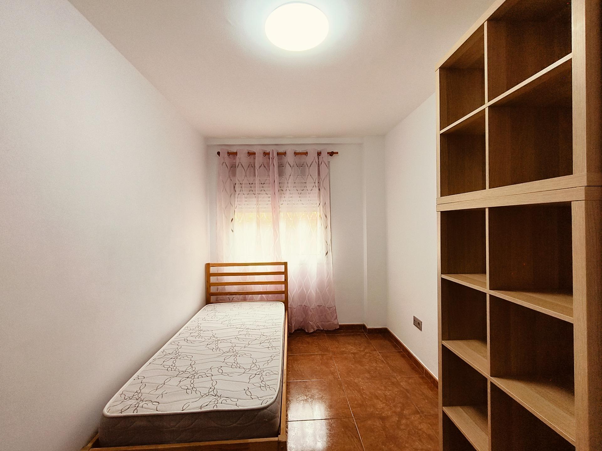 Acogedor piso de 3 habitaciones en Tomecano - 16