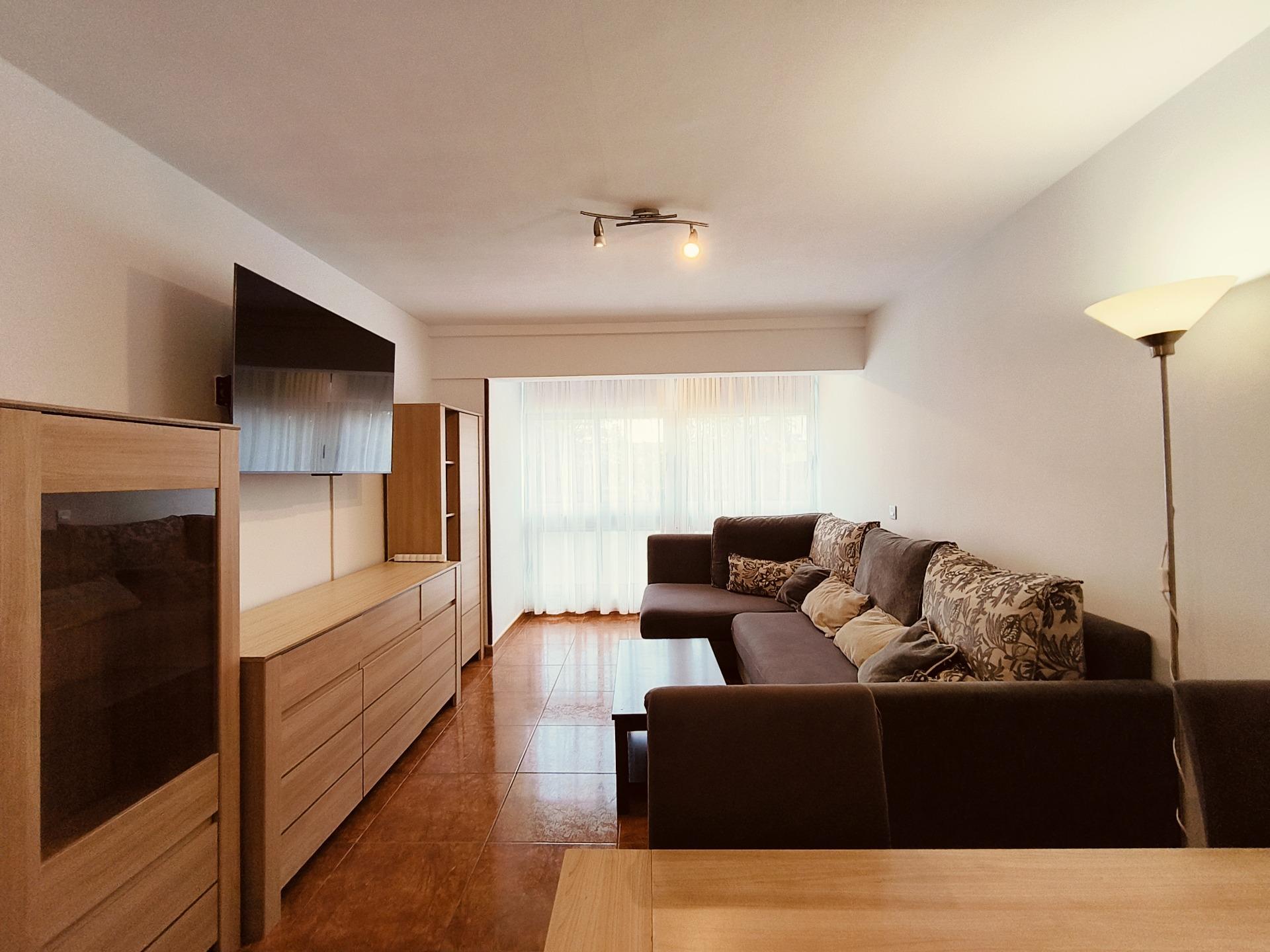 Acogedor piso de 3 habitaciones en Tomecano - 2