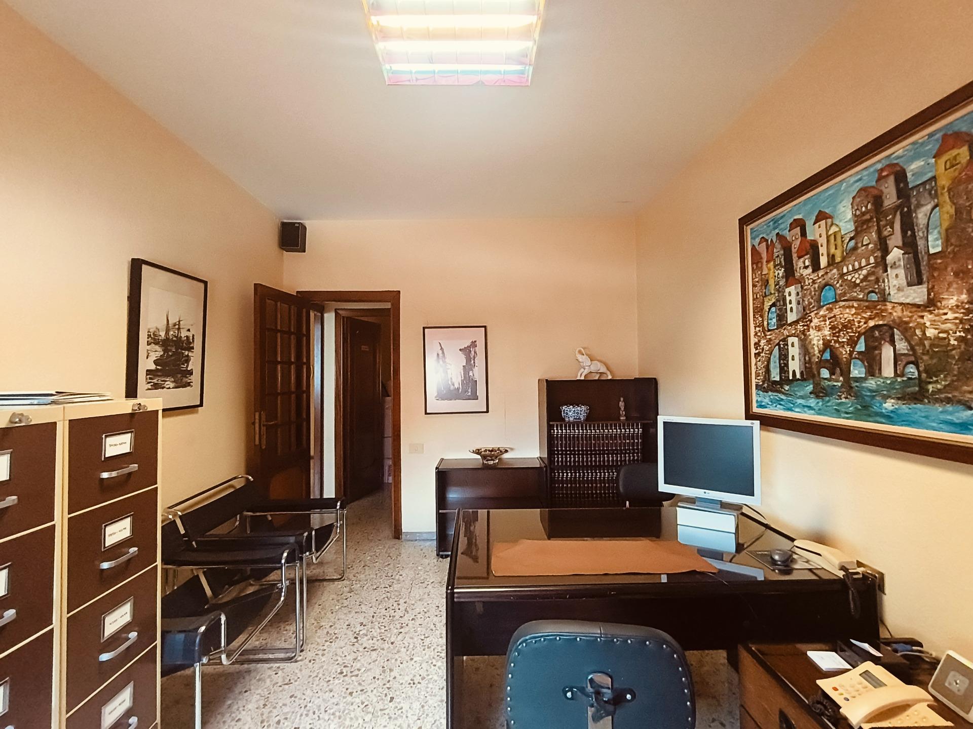 Elegante y luminosa vivienda con garaje - 20