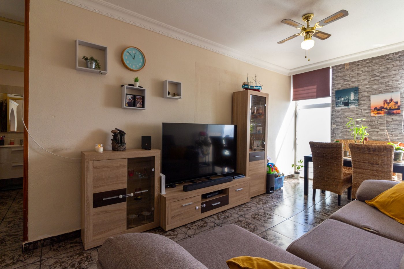 🏡 Vivienda amplia y luminosa en excelente ubicación - 2