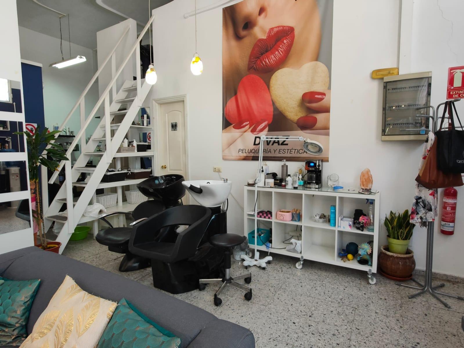 💇‍♀️✨ ¡Oportunidad única de traspaso! Peluquería en funcionamiento ✨💇‍♂️ - 10