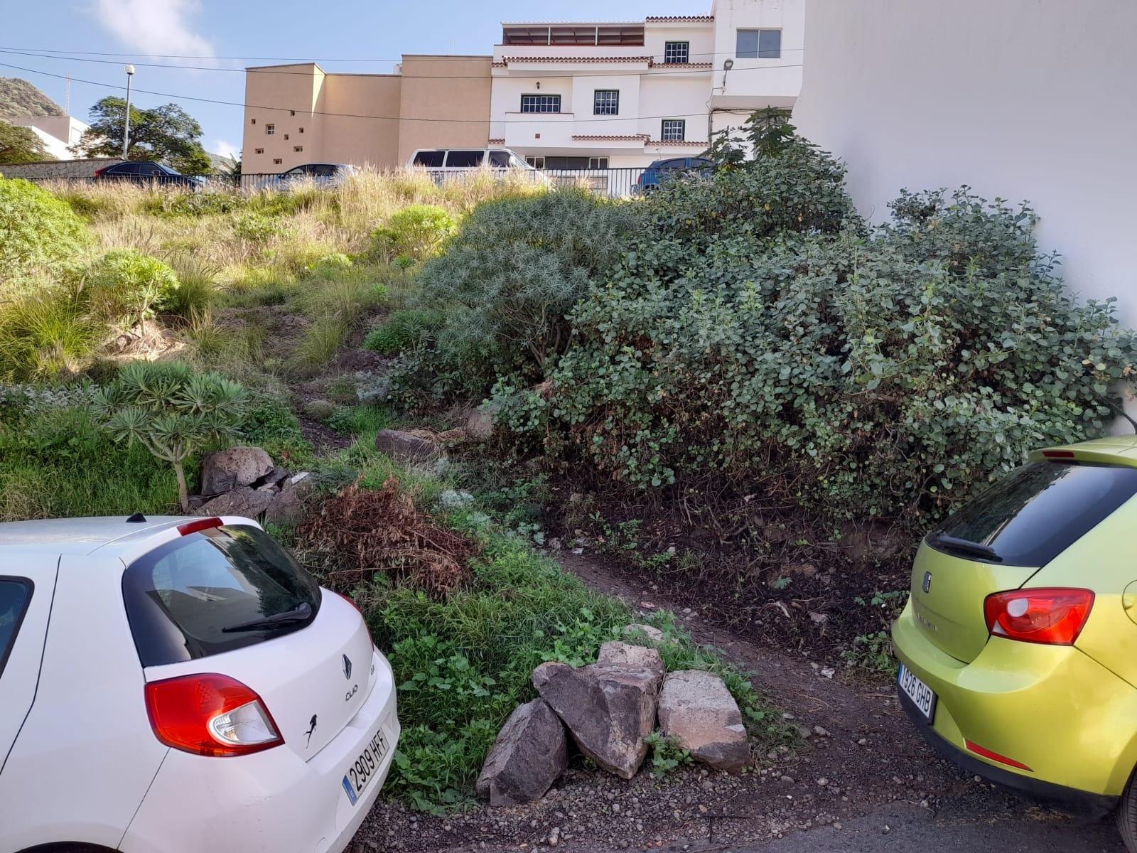 SE VENDE TERRENO RÚSTICO - 3