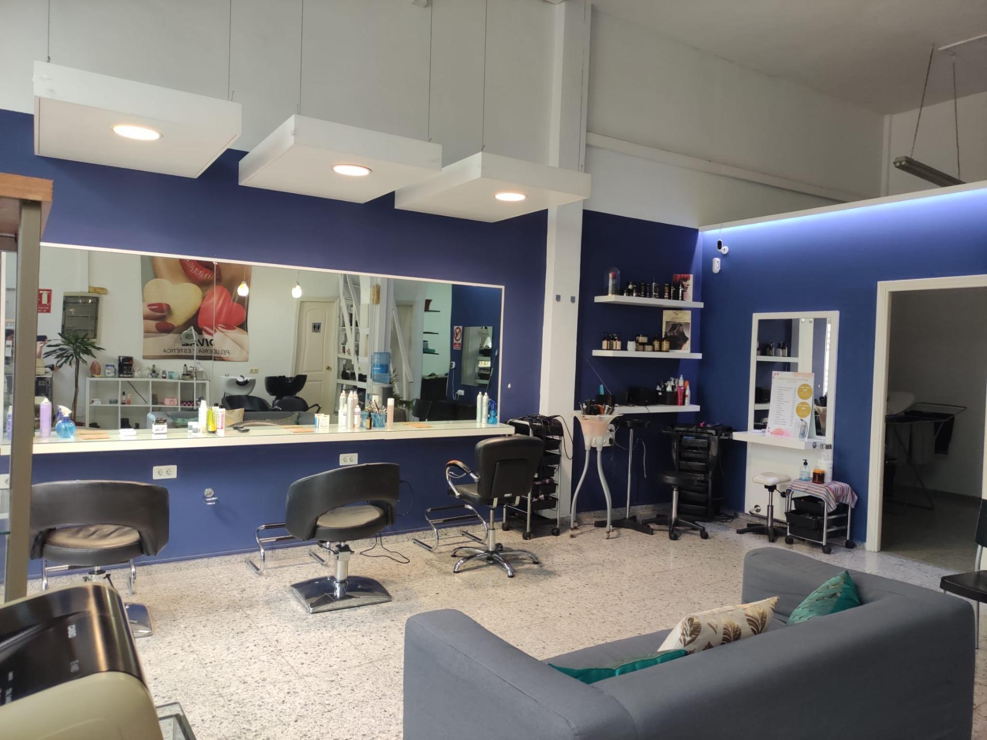 💇‍♀️✨ ¡Oportunidad única de traspaso! Peluquería en funcionamiento ✨💇‍♂️ - 6
