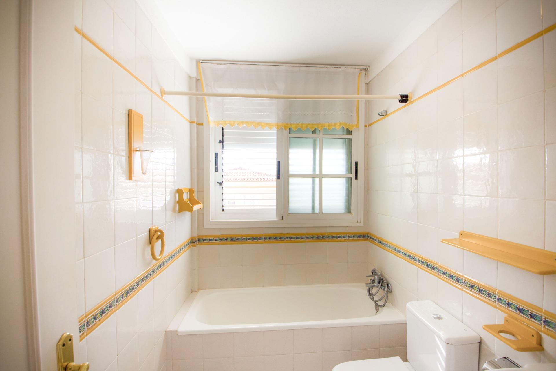 Exclusiva casa unifamiliar en entorno sereno y privilegiado - 34