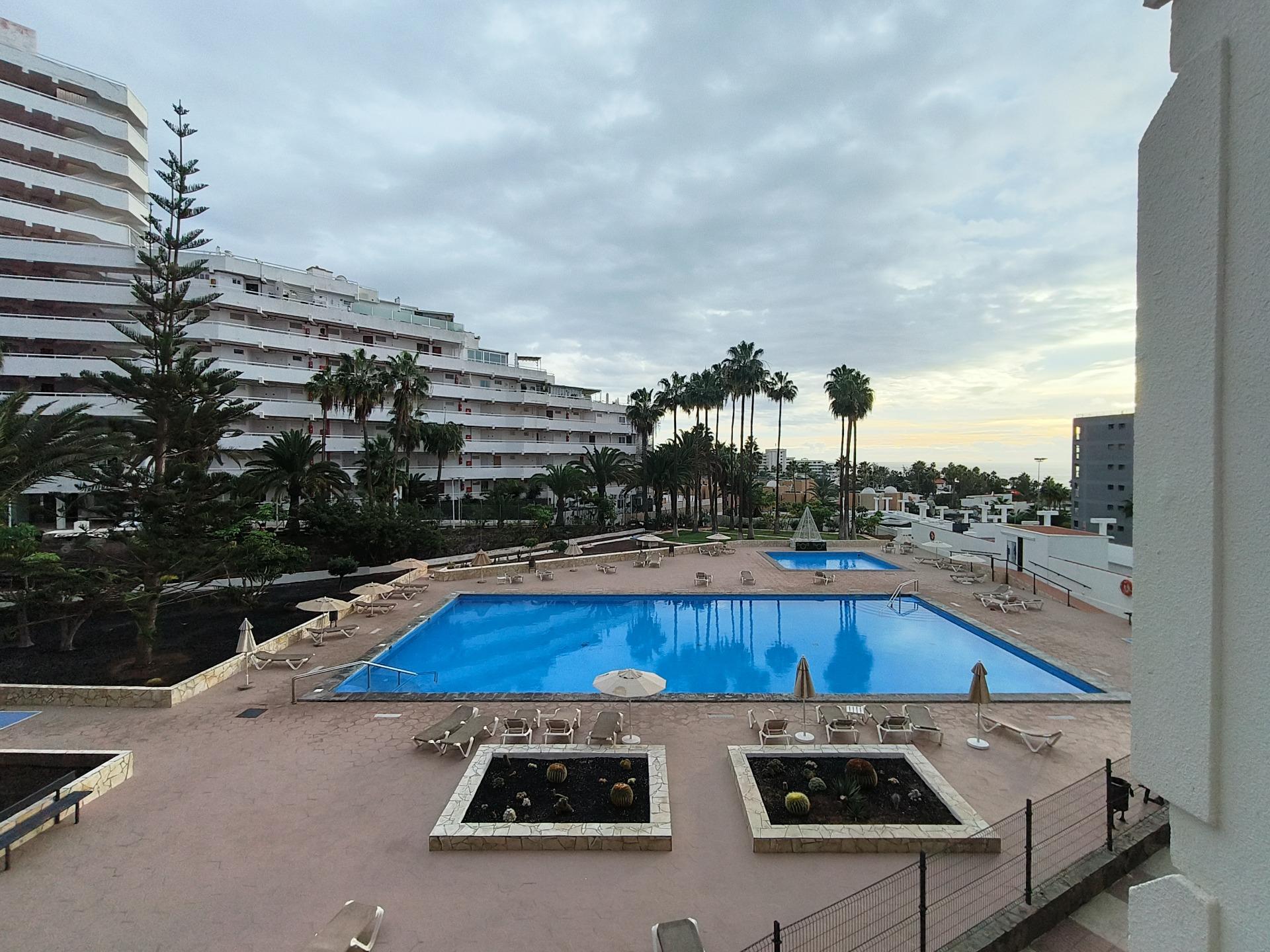 Oportunidad de inversión con terraza y piscina comunitaria en excelente zona. - 14