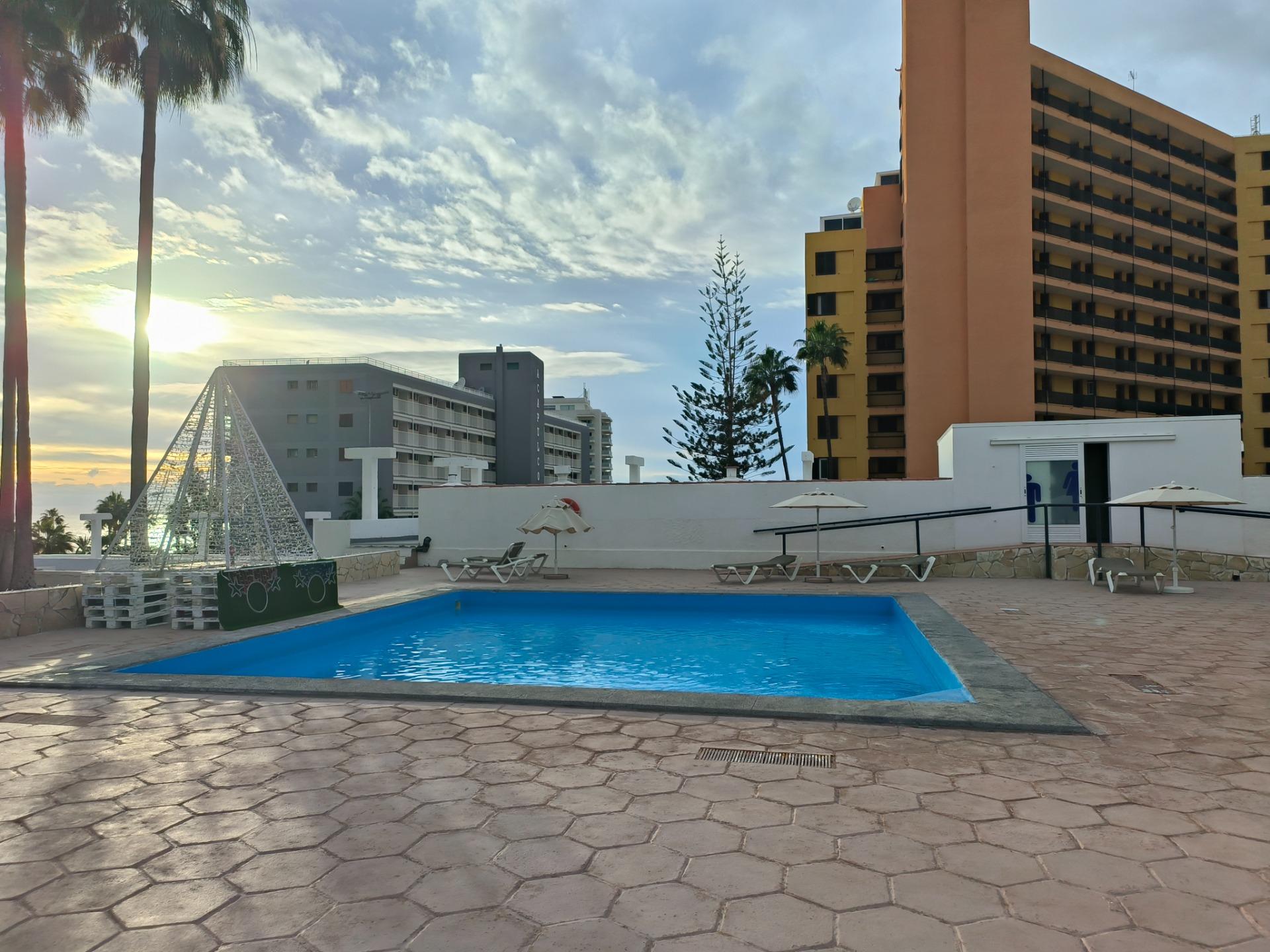 Oportunidad de inversión con terraza y piscina comunitaria en excelente zona. - 20
