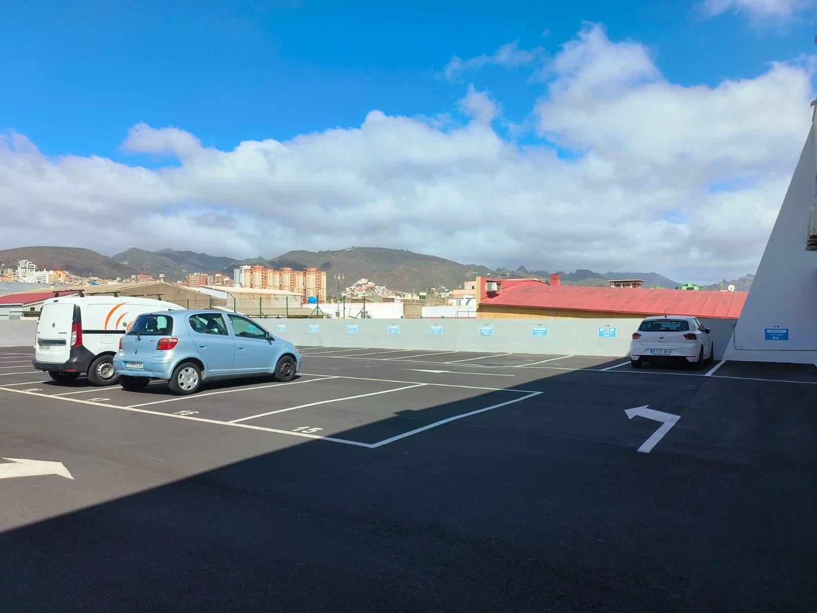 ¡OPORTUNIDAD OFICINA EN POLÍGONO COSTA SUR! - 6