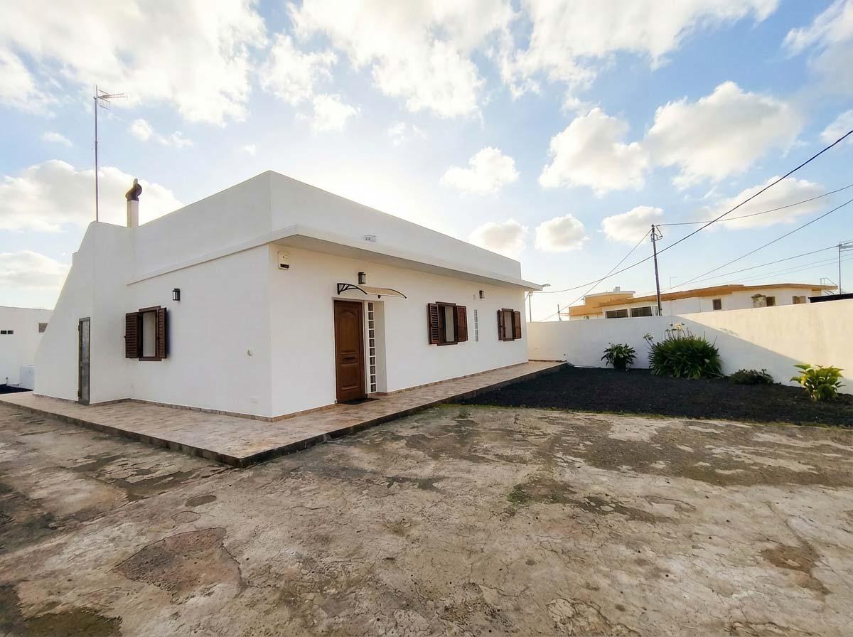 Chalet independiente amueblado en alquiler en Agua García - 1