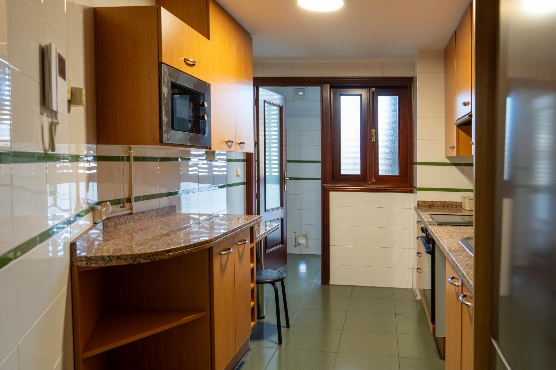 PRECIOSA VIVIENDA EN SANTA CRUZ - 10