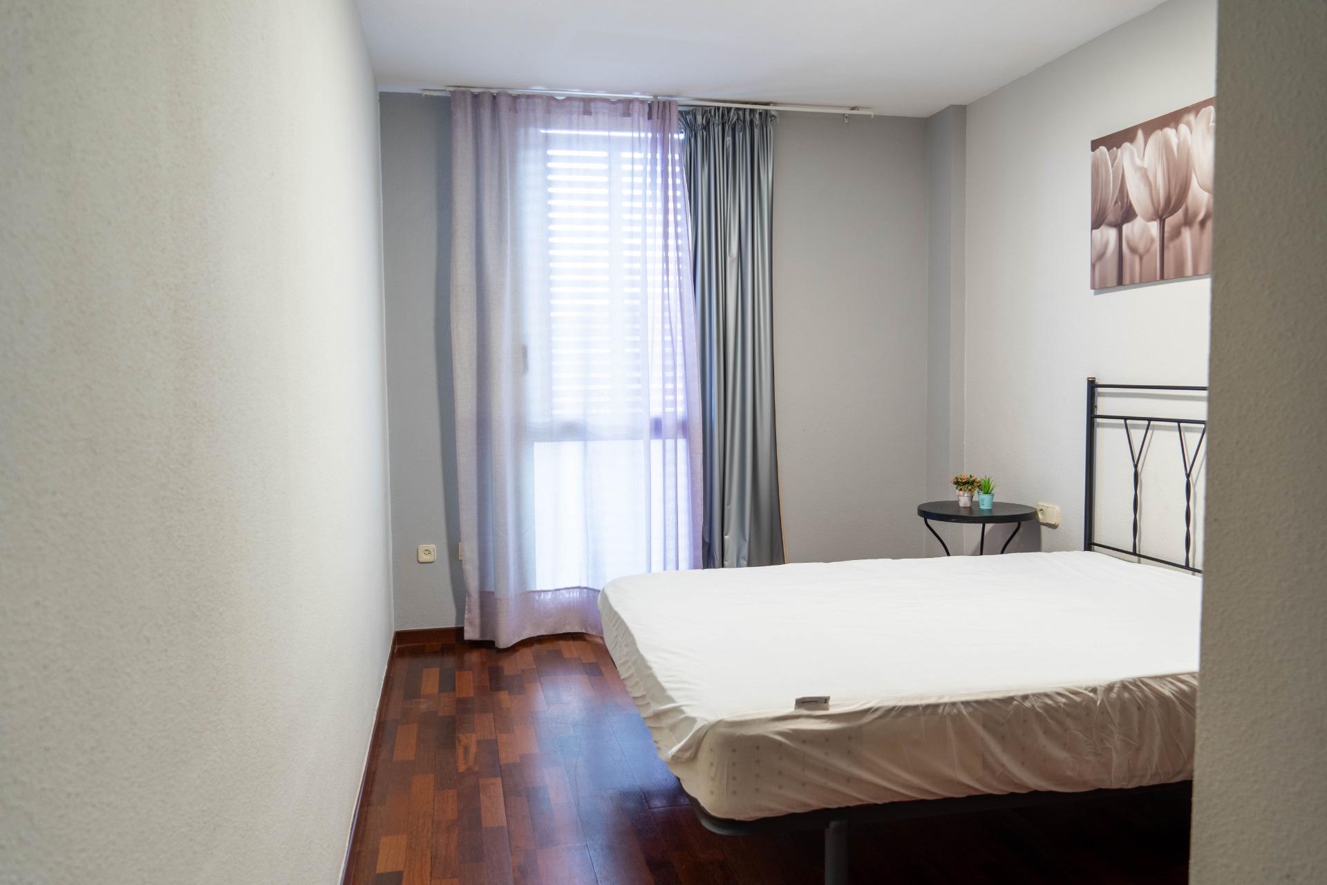 PRECIOSA VIVIENDA EN SANTA CRUZ - 12