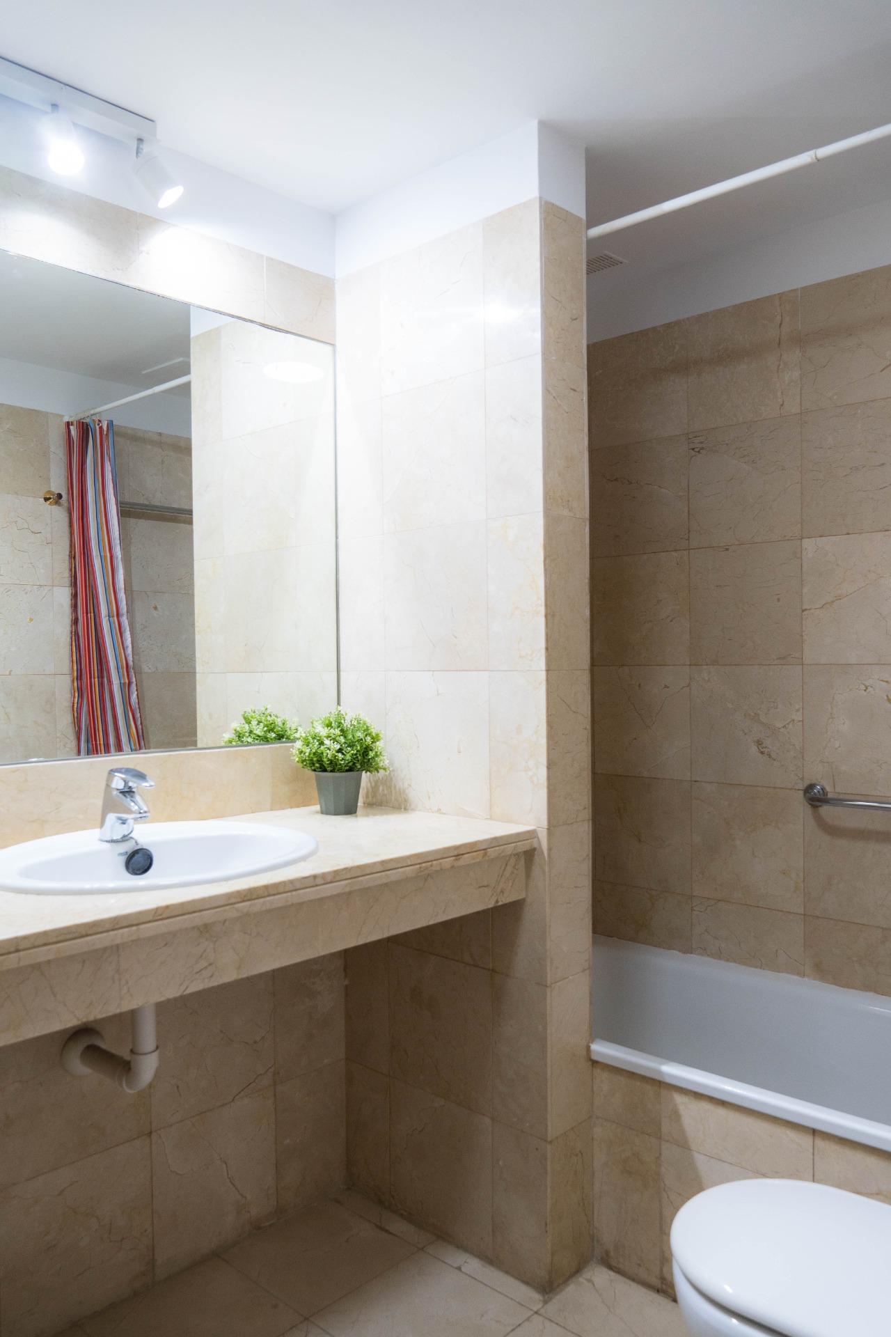 PRECIOSA VIVIENDA EN SANTA CRUZ - 15