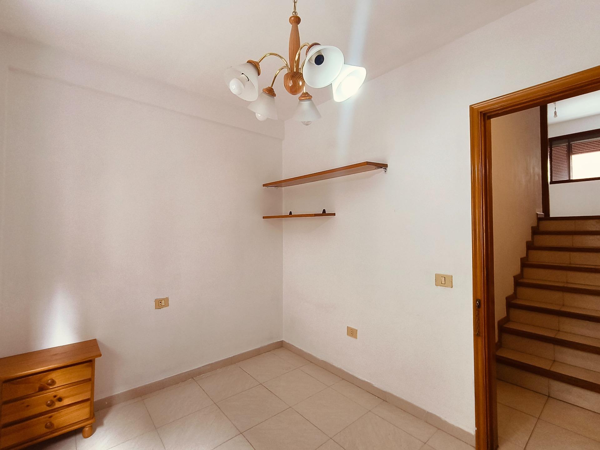 Adosado luminoso con terraza y todas las comodidades - 18