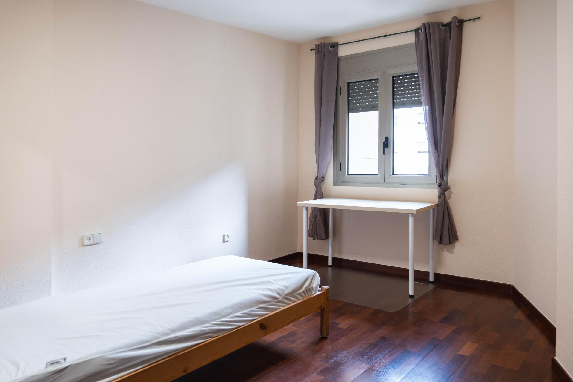 PRECIOSA VIVIENDA EN SANTA CRUZ - 18