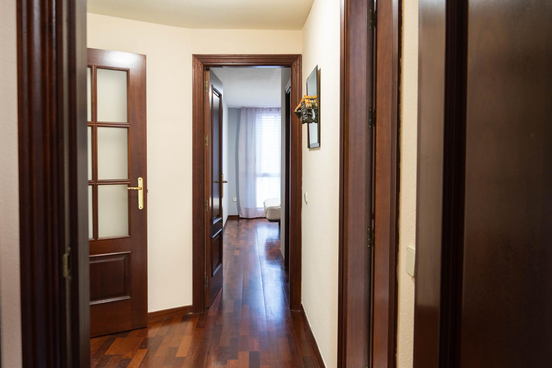 PRECIOSA VIVIENDA EN SANTA CRUZ - 6