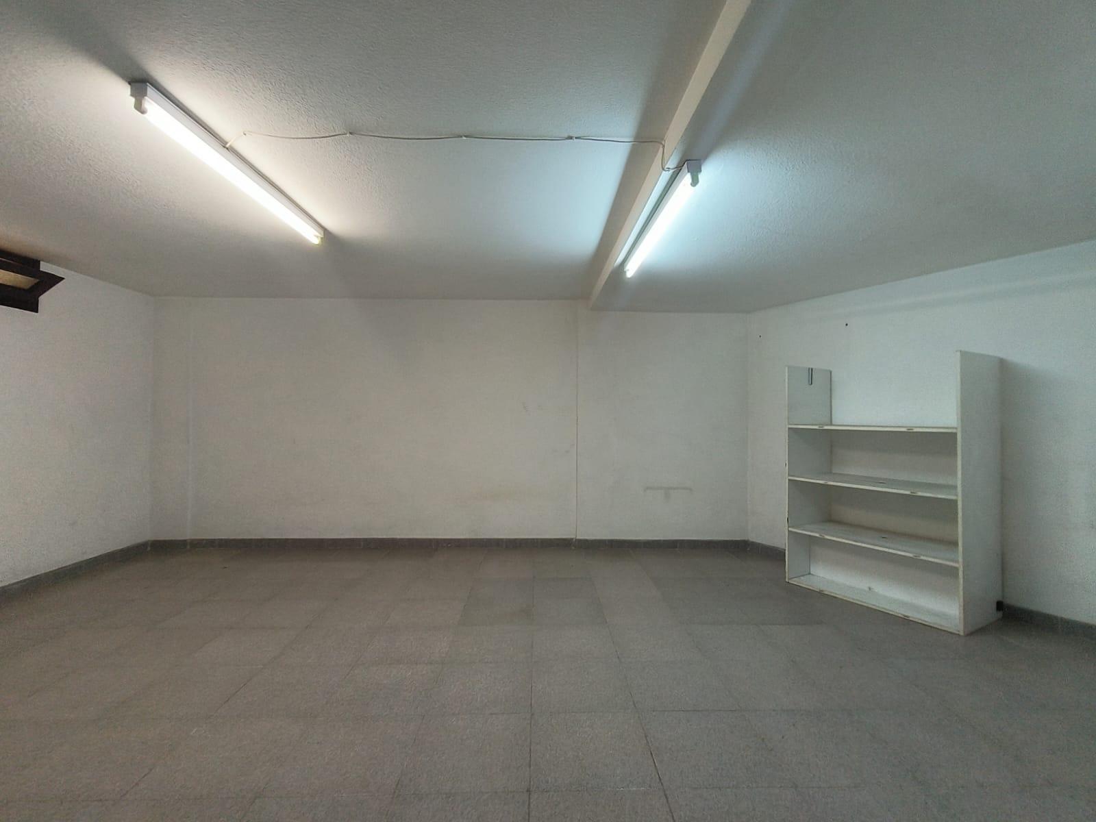 ¡OPORTUNIDAD ÚNICA! Local Comercial en Primera Línea del Puerto de la Cruz - 13