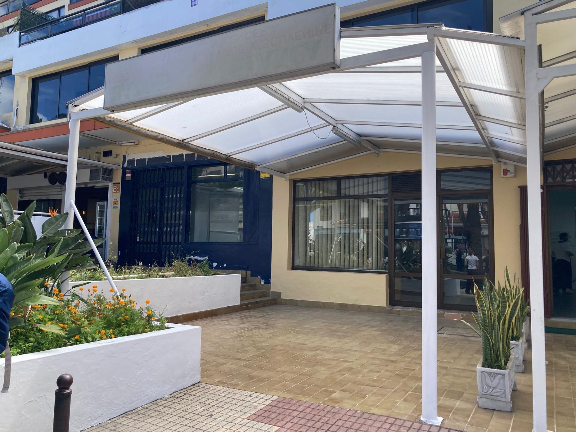 ¡OPORTUNIDAD ÚNICA! Local Comercial en Primera Línea del Puerto de la Cruz - 15