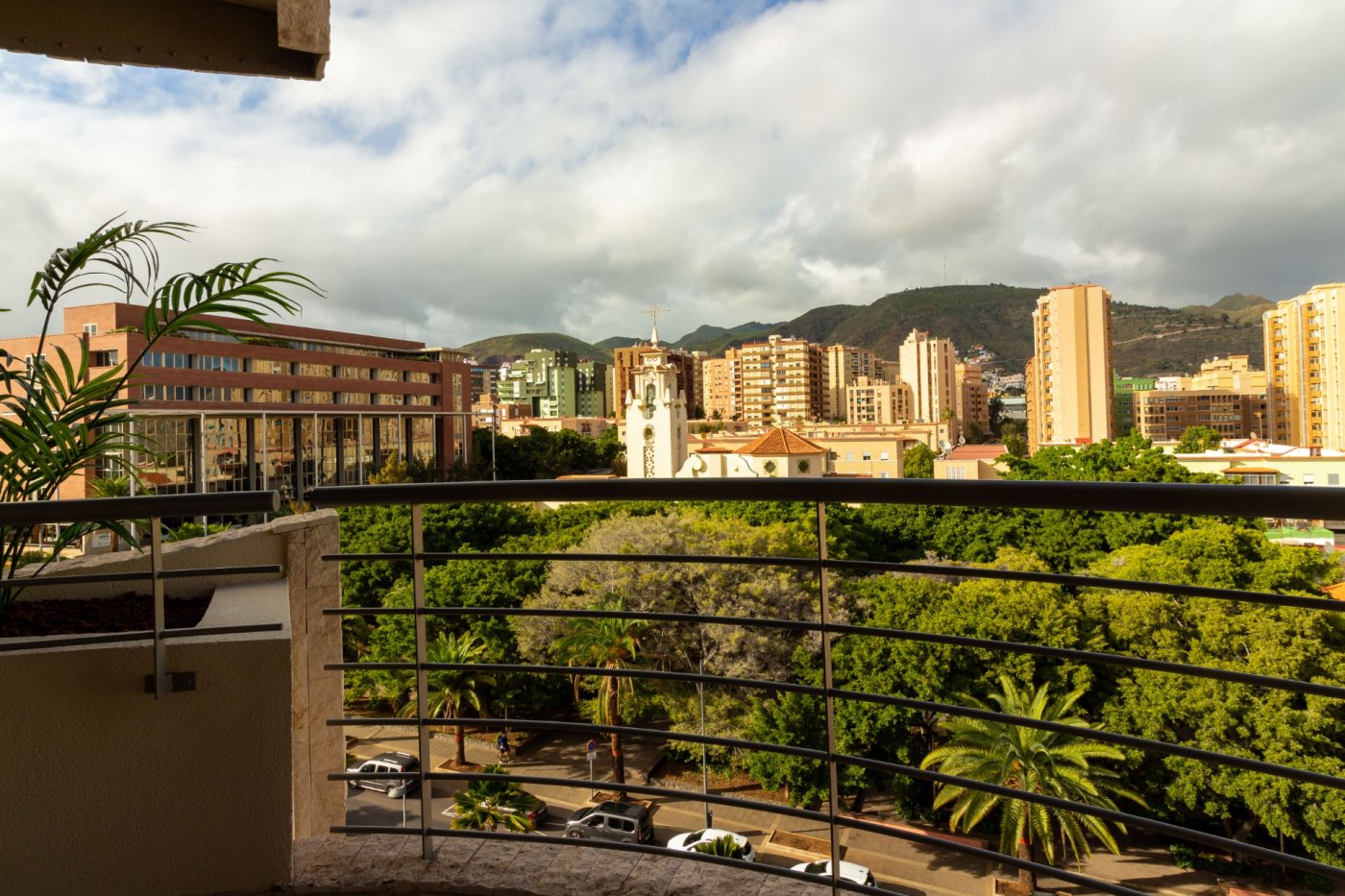 ¡PRECIOSO PISO DE UNA HABITACIÓN EN AV. TRES DE MAYO! - 2