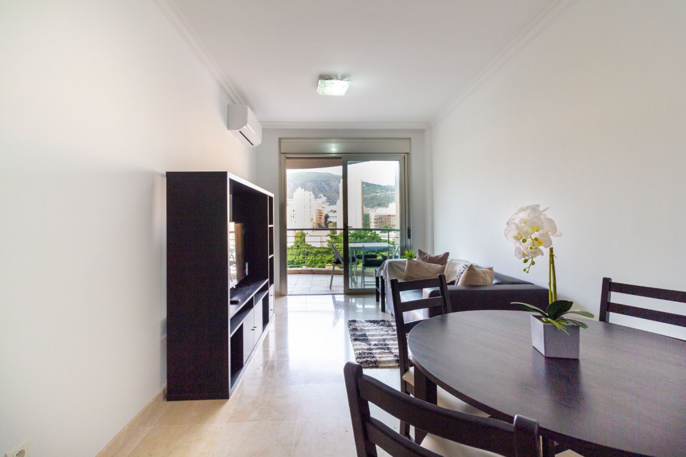 ¡PRECIOSO PISO DE UNA HABITACIÓN EN AV. TRES DE MAYO! - 5