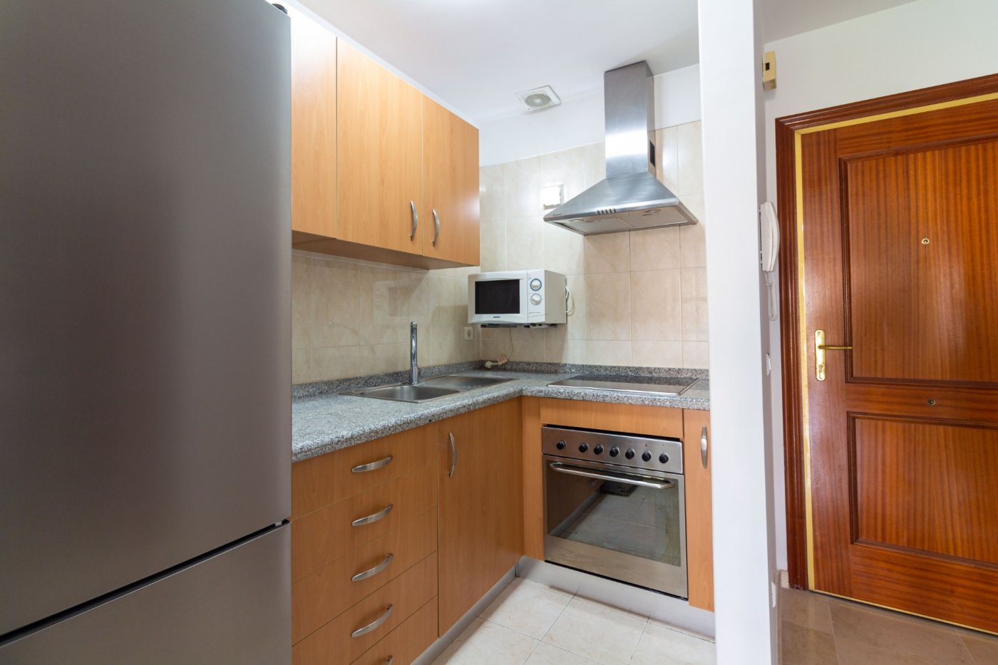 ¡PRECIOSO PISO DE UNA HABITACIÓN EN AV. TRES DE MAYO! - 7