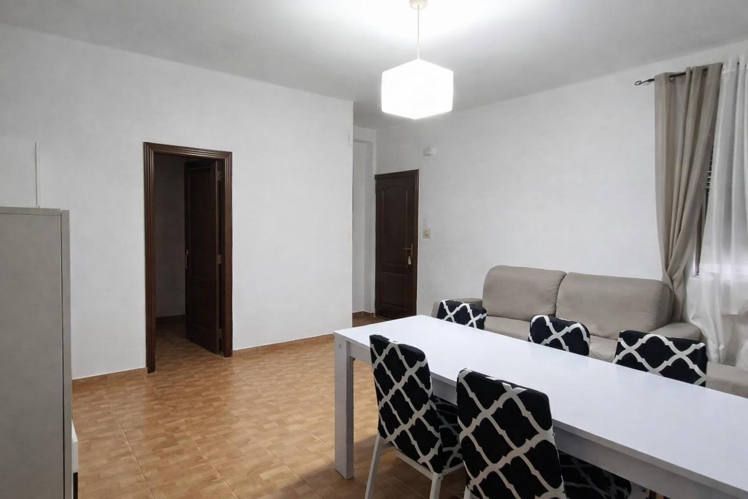 VIVIENDA ALQUILADA IDEAL PARA INVERSIÓN - 2