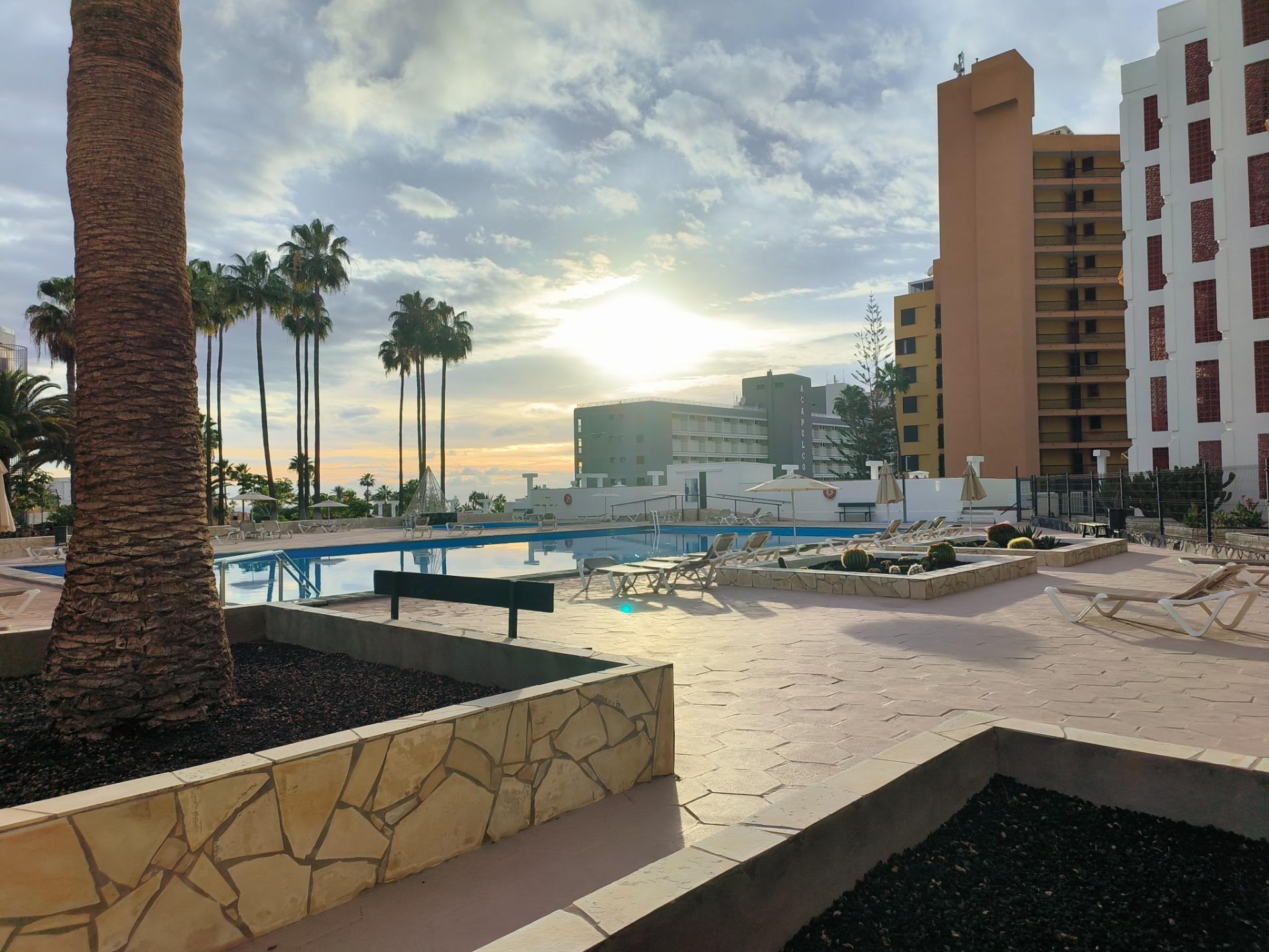 Oportunidad de inversión con terraza y piscina comunitaria en excelente zona. - 16