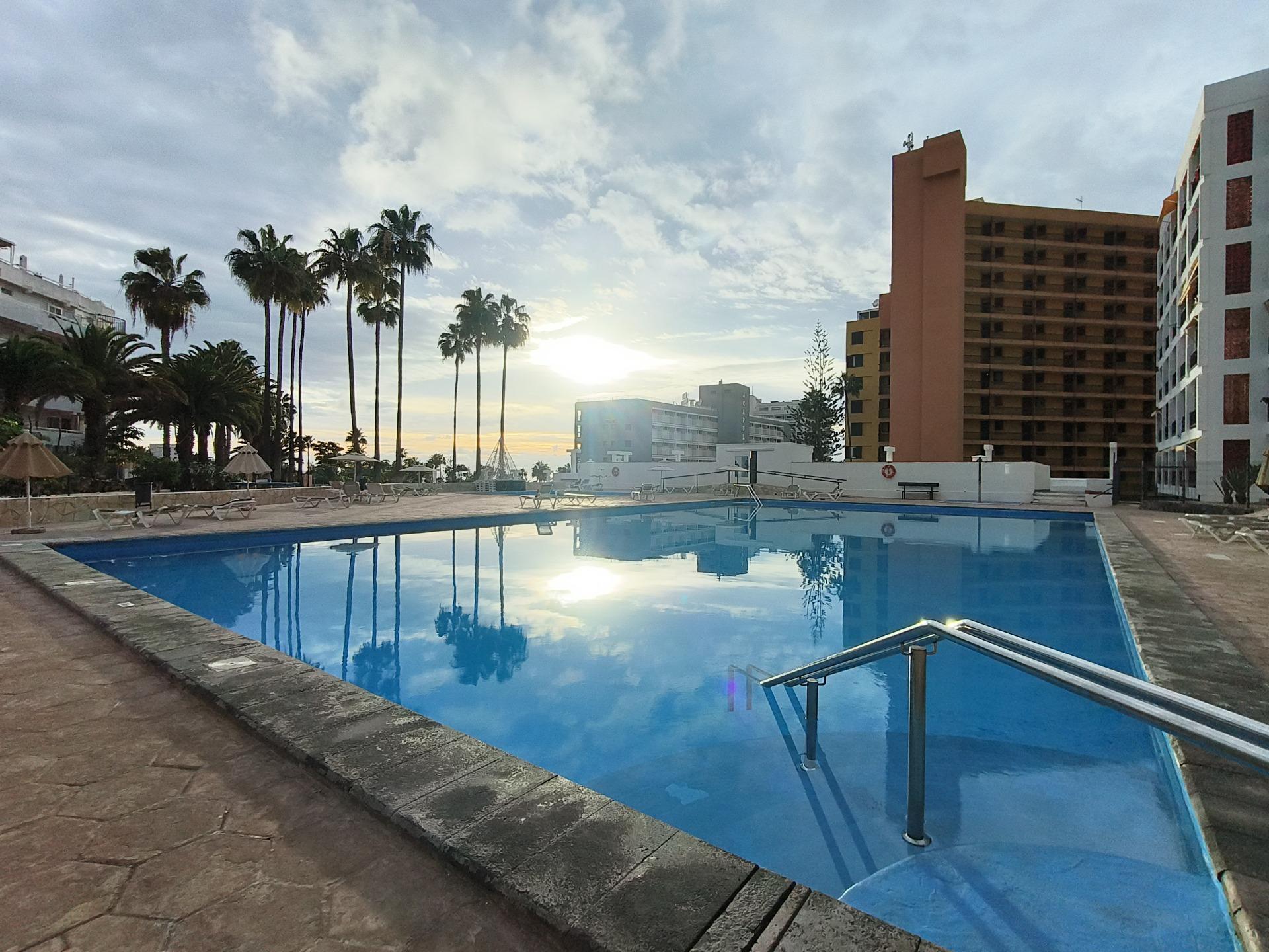 Oportunidad de inversión con terraza y piscina comunitaria en excelente zona. - 18