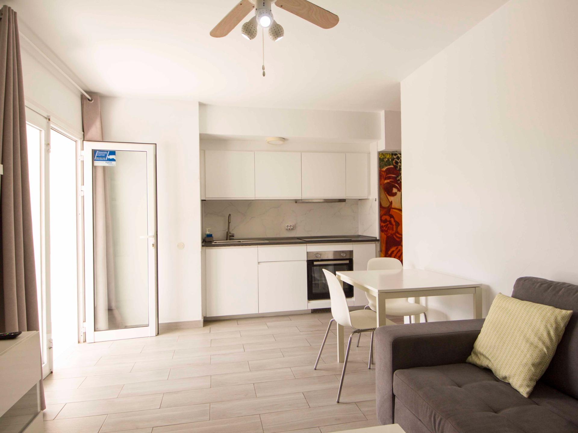 VIVIENDA LUMINOSA EN LOS CRISTIANOS - 4