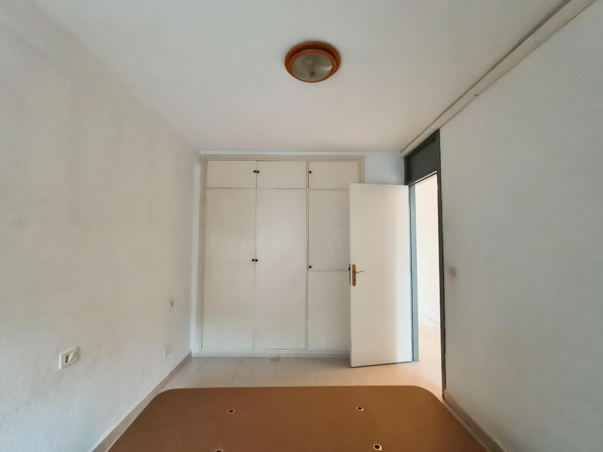 Oportunidad de inversión con terraza y piscina comunitaria en excelente zona. - 5