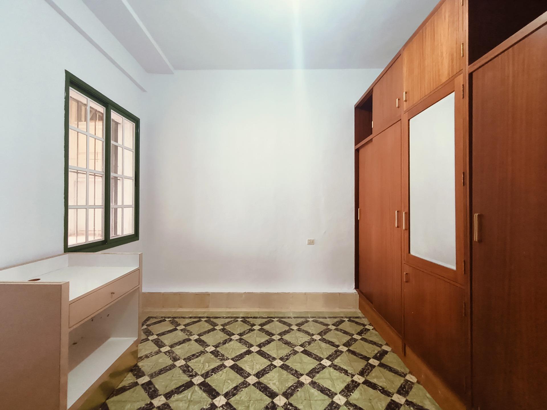 Amplia vivienda con local anexo y gran potencial en Tacoronte - 10