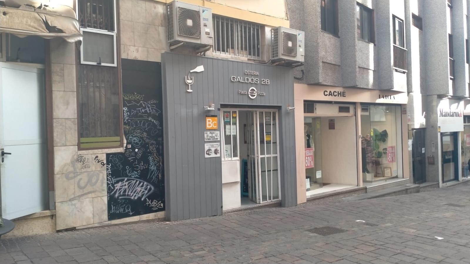 🍕 Oportunidad única: Traspaso de pizzería italiana con clientela fiel en pleno centro de Santa Cruz - 15