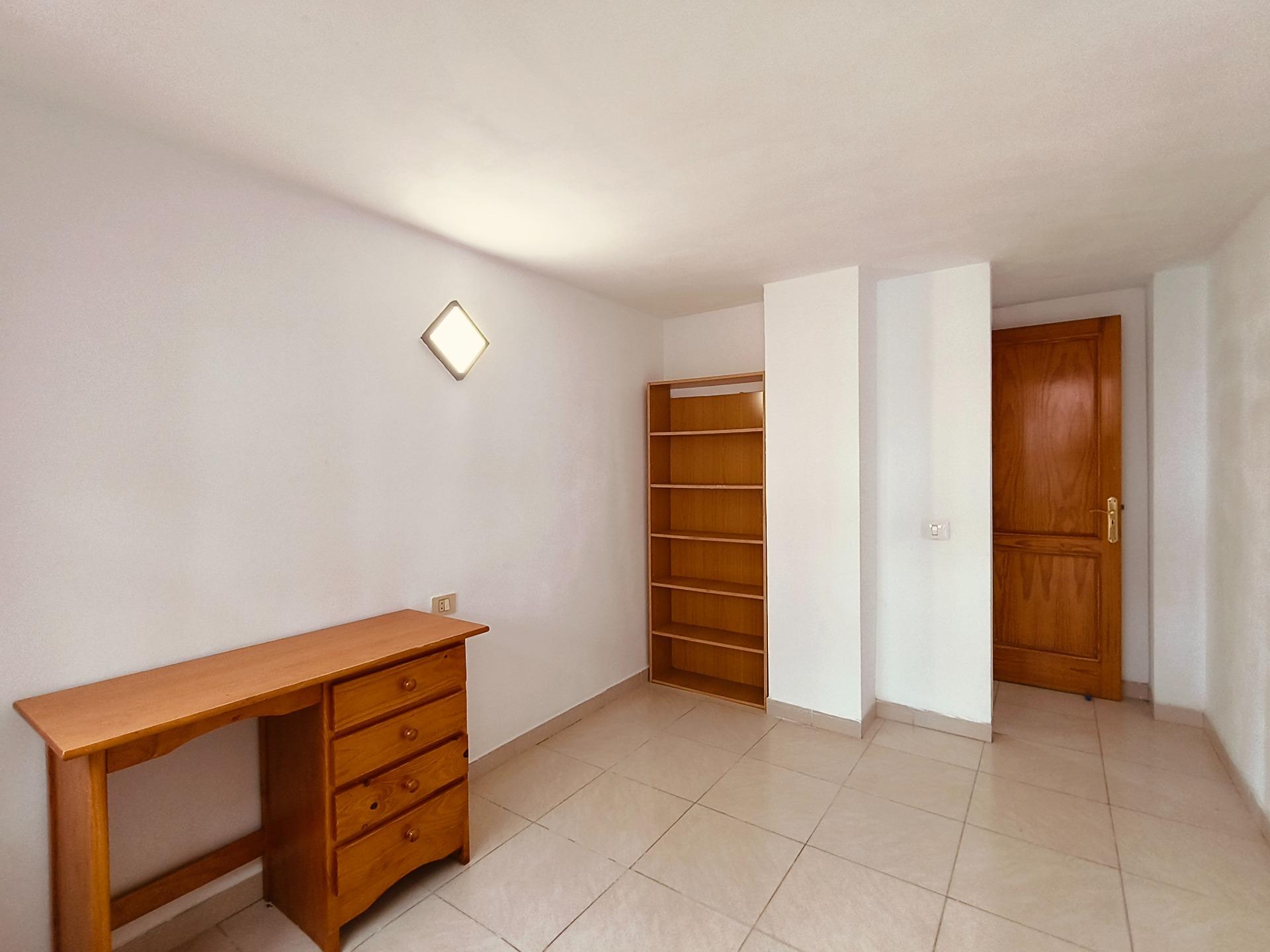 Adosado luminoso con terraza y todas las comodidades - 37