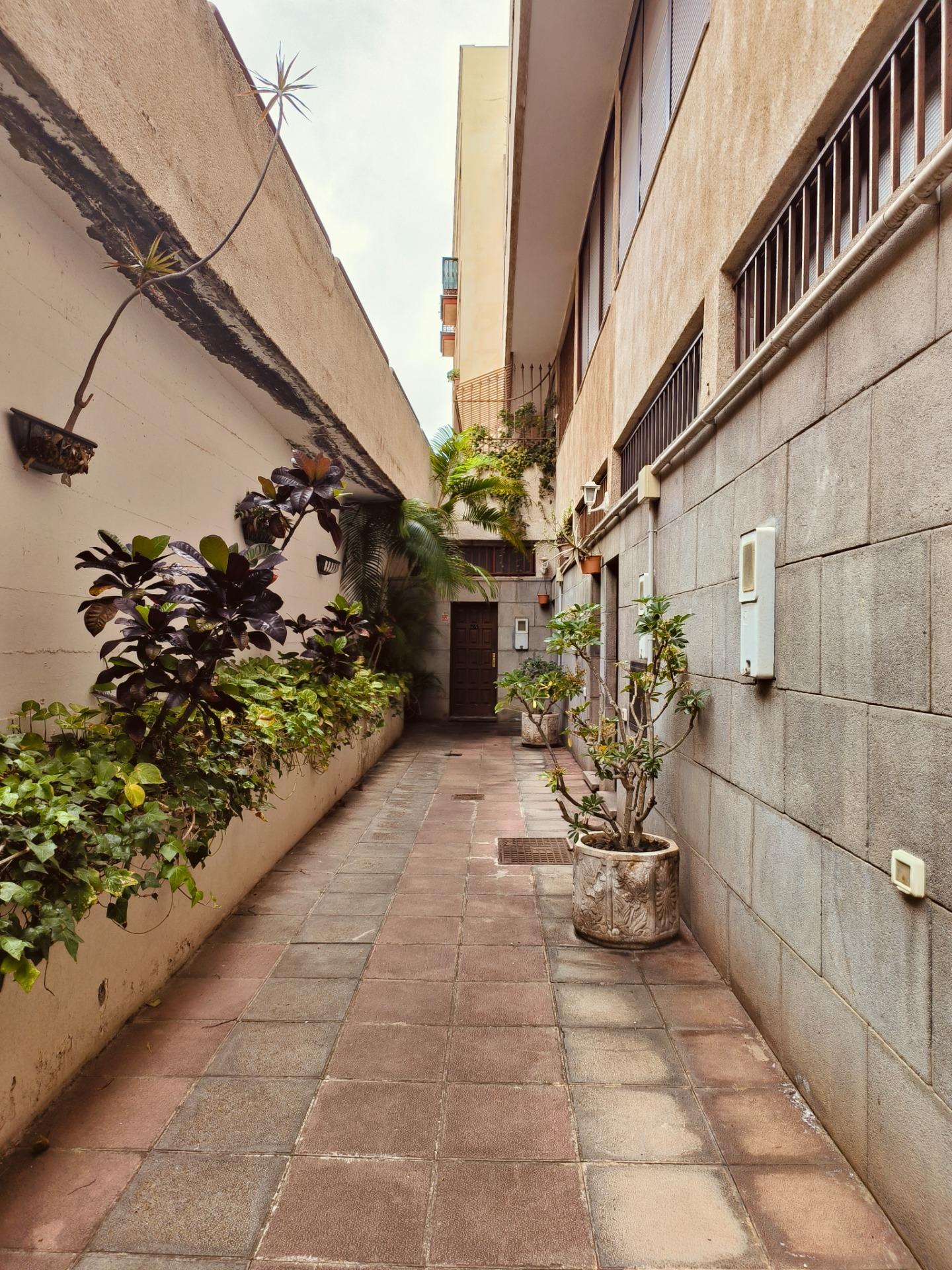 Adosado luminoso con terraza y todas las comodidades - 42