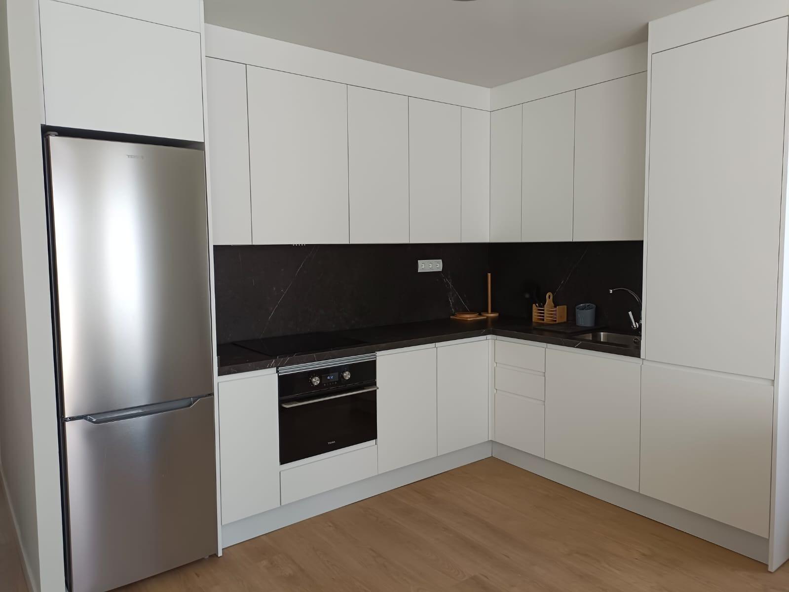 PRECIOSA VIVIENDA EN ABADES - 6