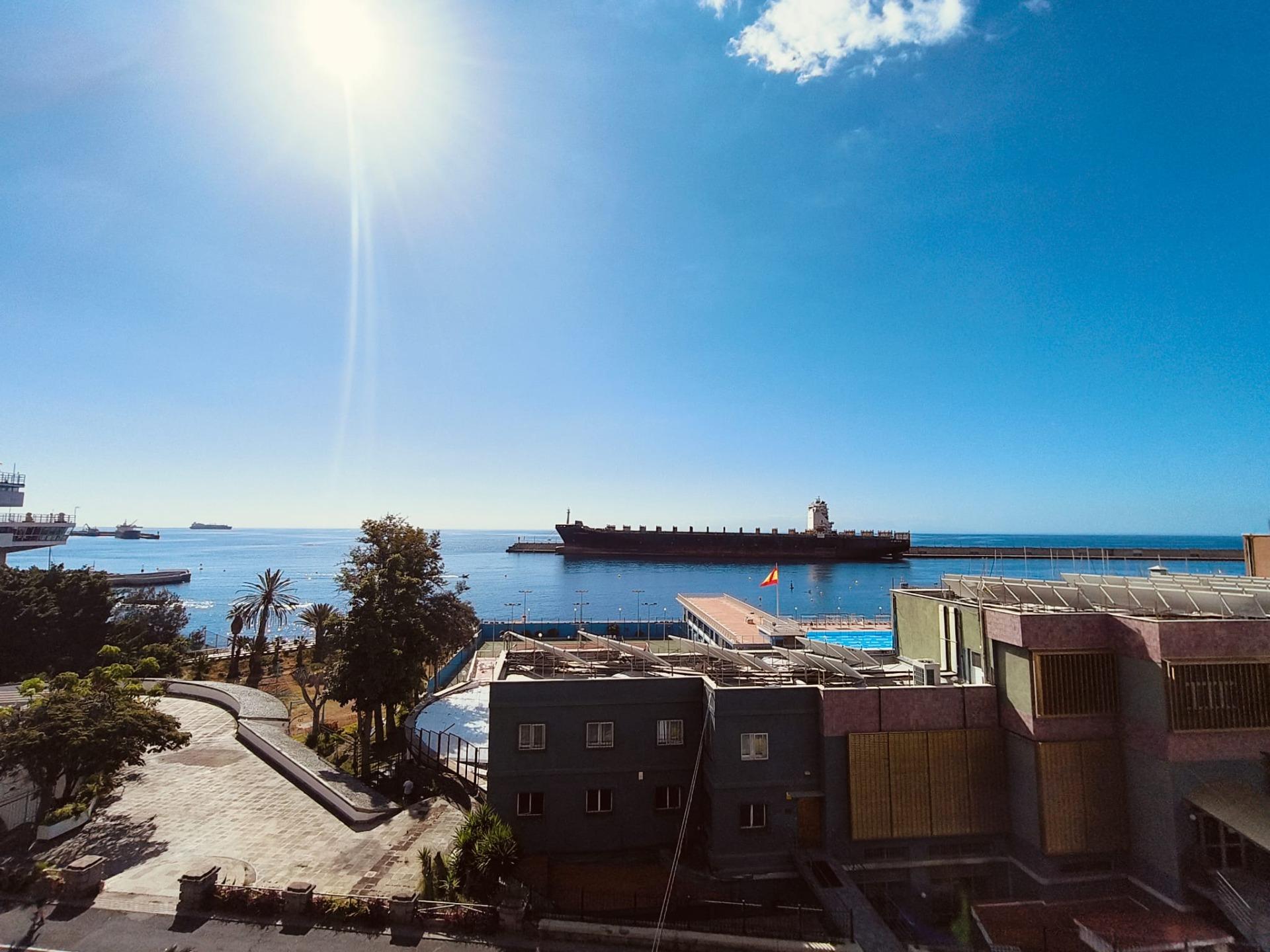¡ESTUPENDO PISO DE UNA HABITACIÓN CON VISTAS AL MAR! - 17