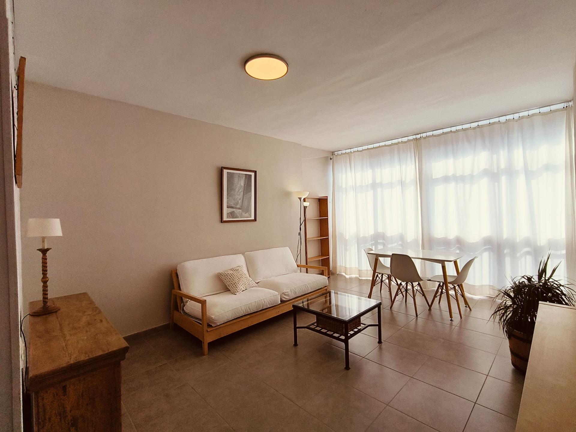 ¡ESTUPENDO PISO DE UNA HABITACIÓN CON VISTAS AL MAR! - 3
