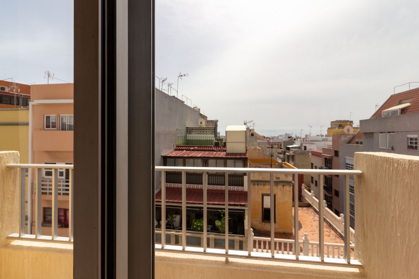 ¡PRECIOSO PISO EN LA ZONA DE SALAMANCA! - 2