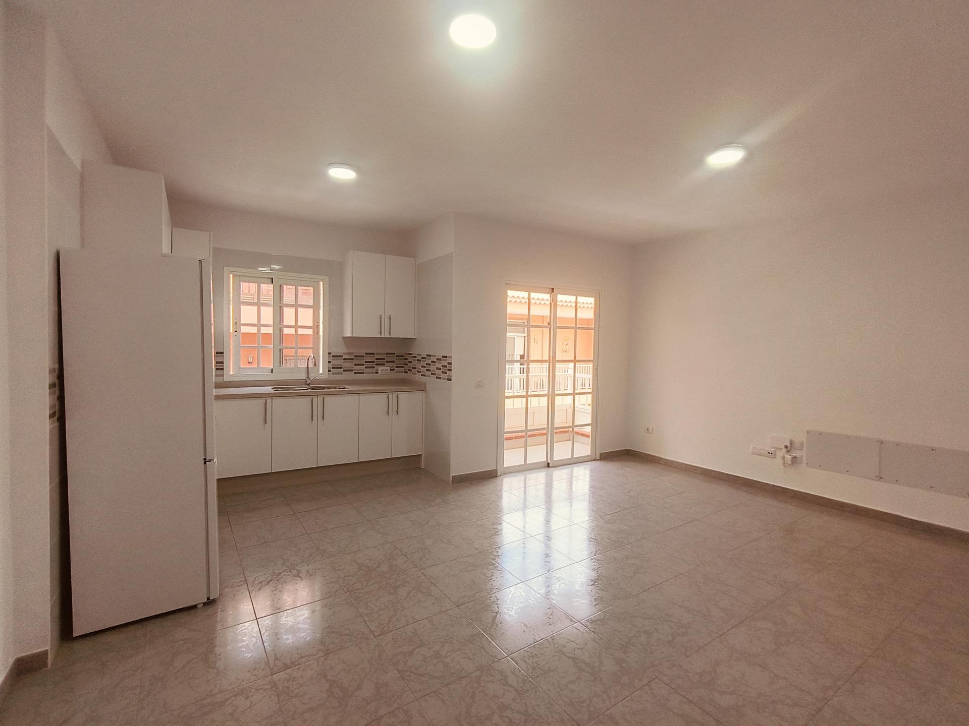 Vivienda en alquiler a pocos minutos de Las Chafiras - 3