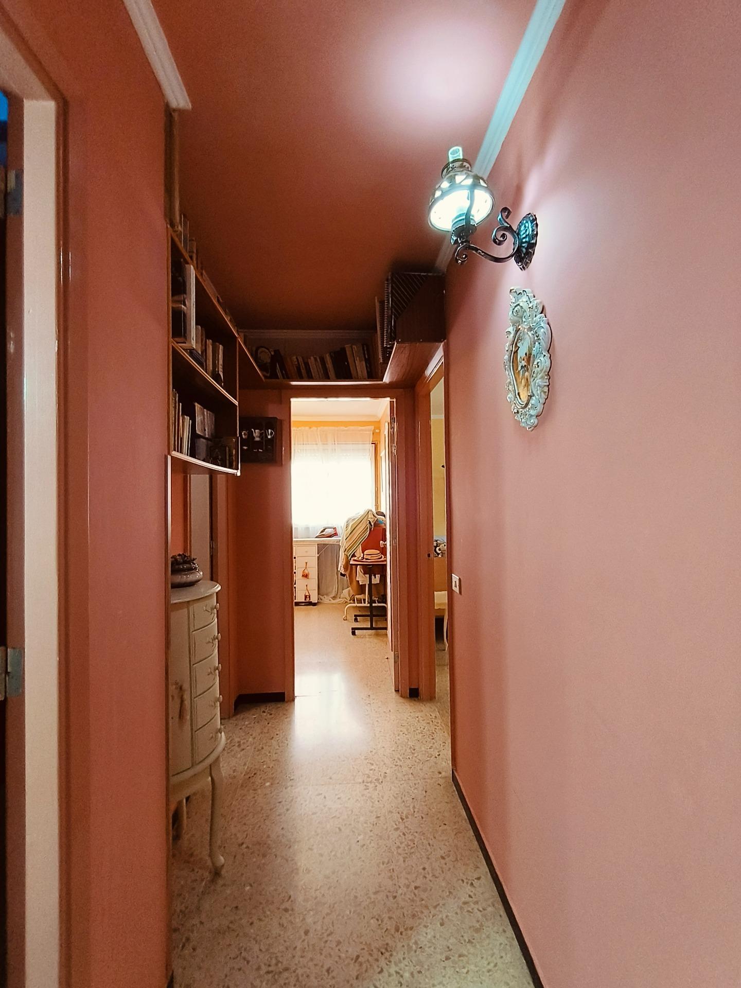 Vivienda para reformar en Avenida Venezuela - 25