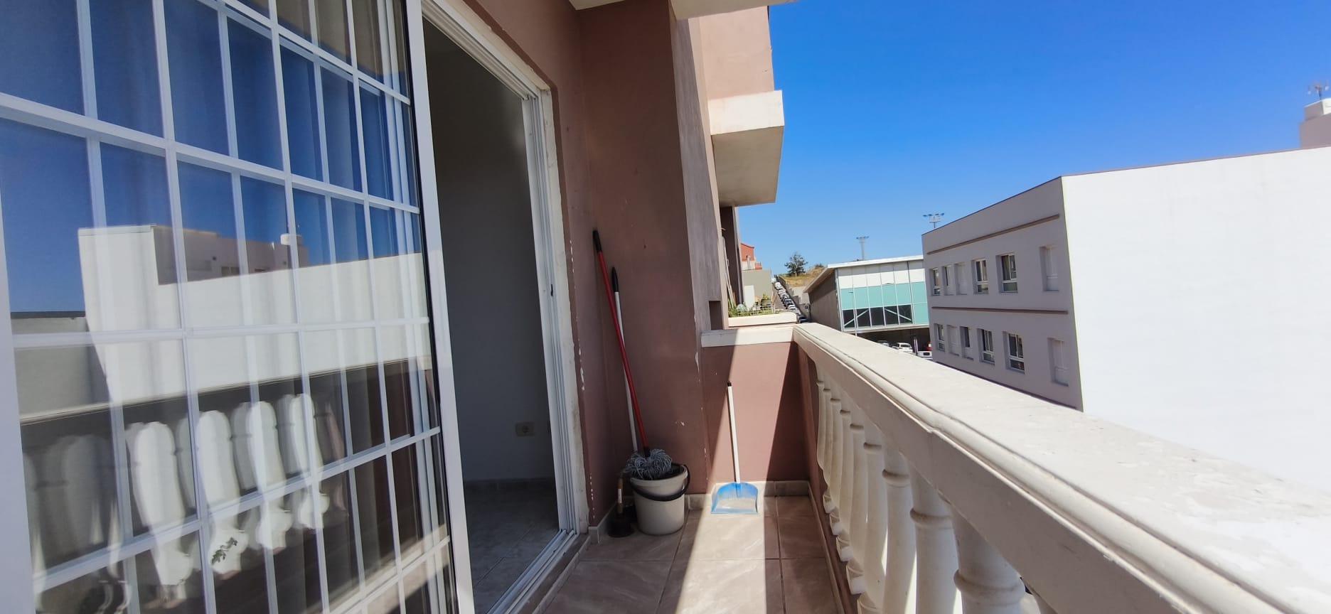 PISO DE TRES HABITACIONES CON GARAJE - 7