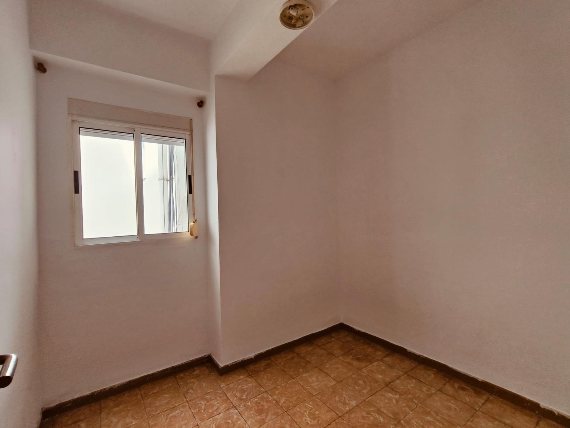PISO DE 4 HABITACIONES EN EL CENTRO DE SANTA CRUZ - 11