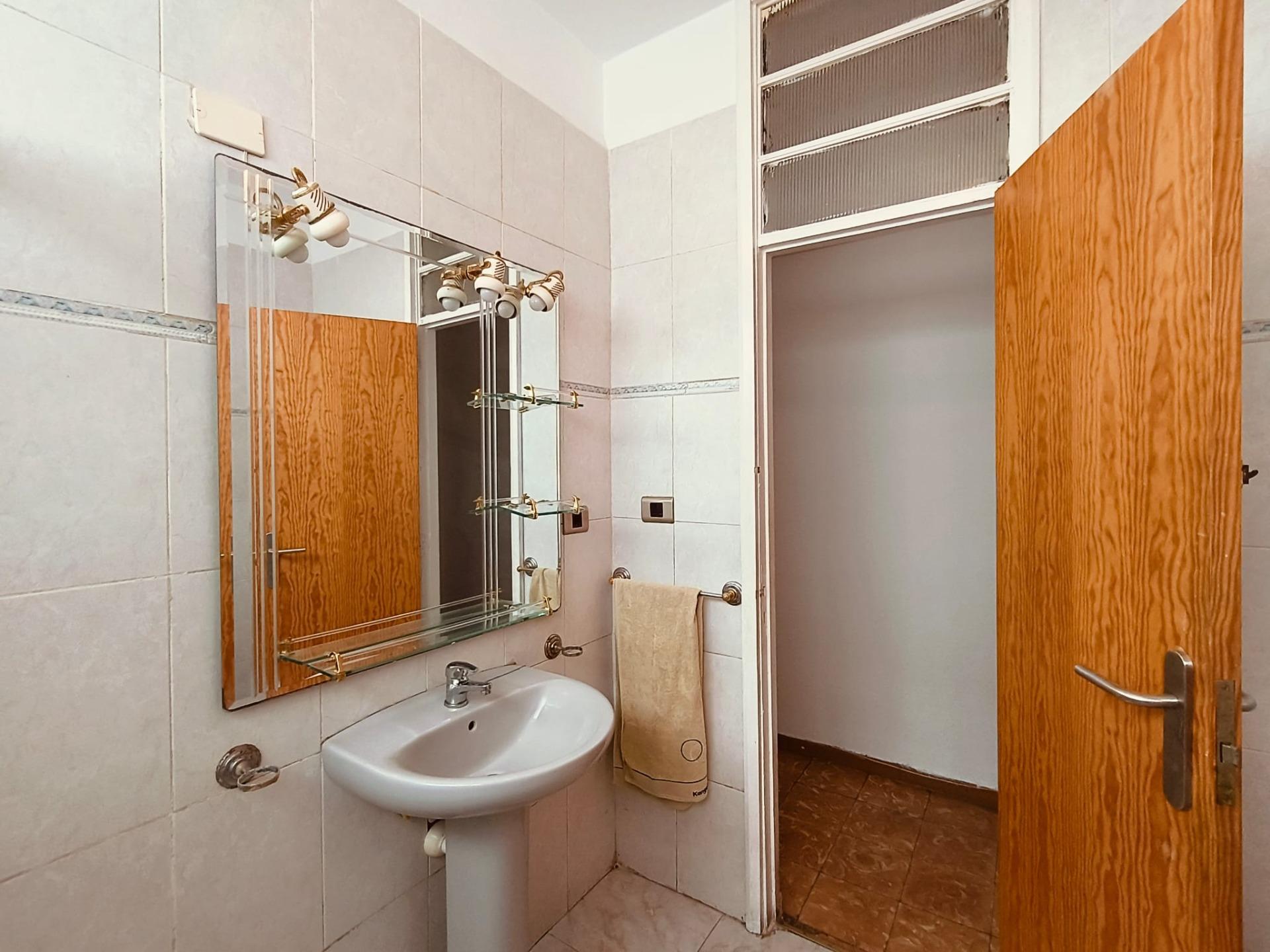 PISO DE 4 HABITACIONES EN EL CENTRO DE SANTA CRUZ - 16