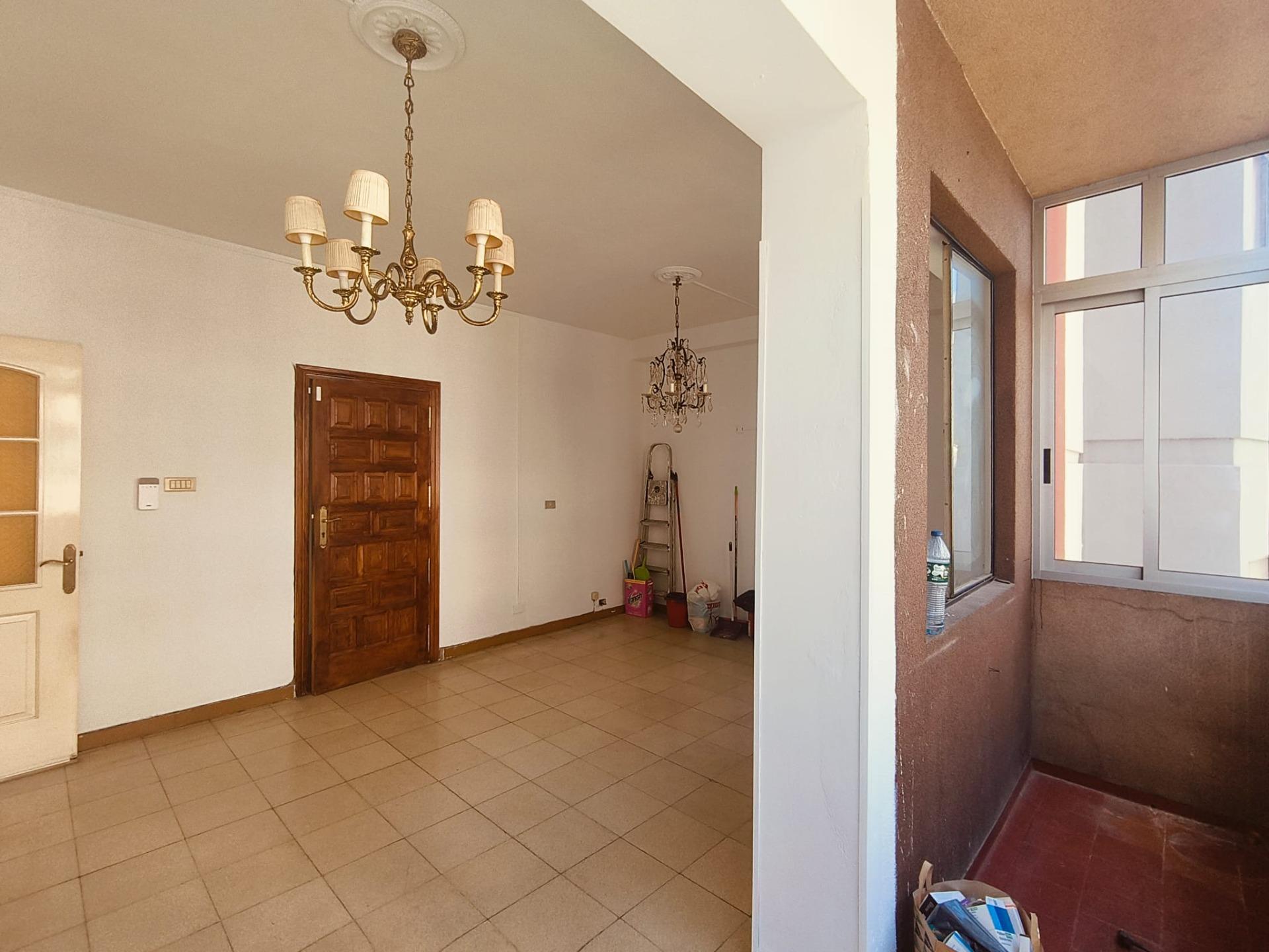 PISO DE 4 HABITACIONES EN EL CENTRO DE SANTA CRUZ - 4